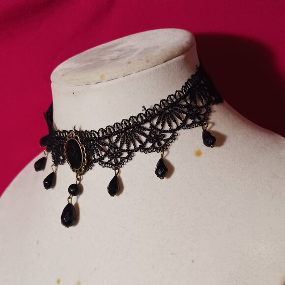 NWOT Vintage Victorian Gothic Black Lace Fashion Choker Necklace - Picture 5 of 11